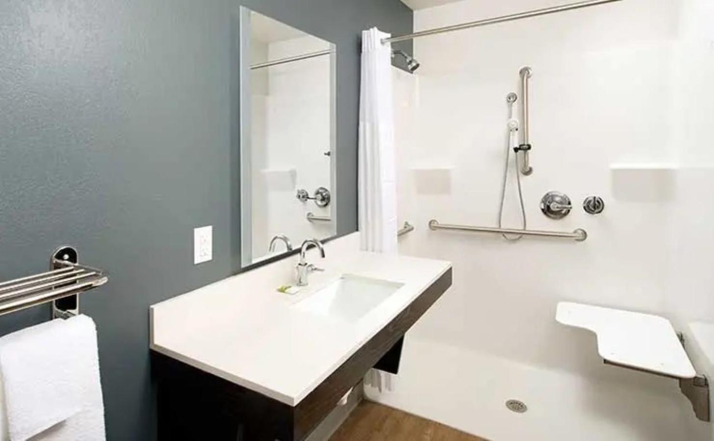 Woodspring Suites Austin Central Exterior foto